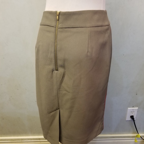 Banana Republic factory taupe pencil skirt (S3) - Picture 4 of 5